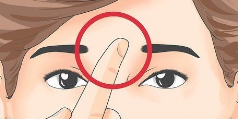 Usando acupressão para enxaquecas e dores de cabeça