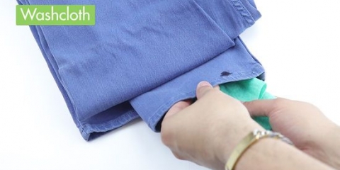 Tirar manchas de sangue do jeans