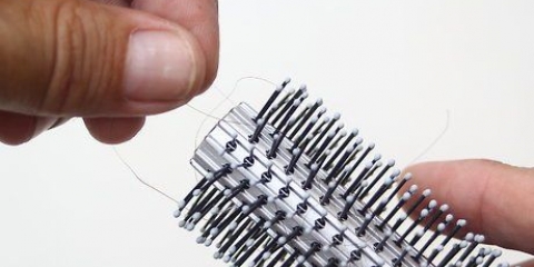 Escovas e pentes de limpeza para o seu cabelo