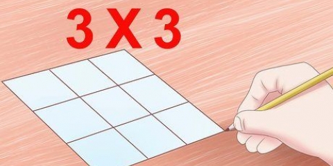 Jogando queijo manteiga e ovos
