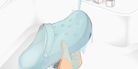 Limpando crocs