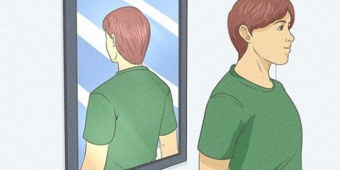 Cortando a parte de trás do seu cabelo