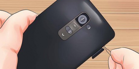 Removendo a bateria de um lg g2
