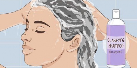 Seguindo o método curly girl para cabelos cacheados