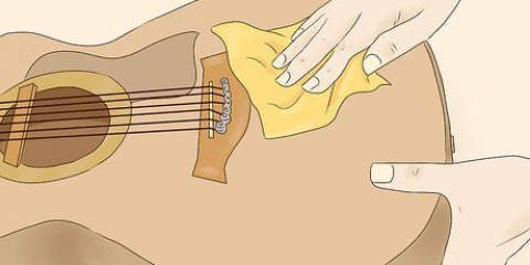 Determinando a idade e o valor de uma guitarra