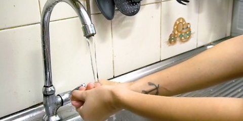 Limpando as narinas dos seus óculos