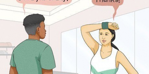 Elogiando uma garota que parece em forma
