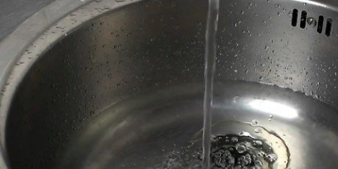 Remover um rótulo de um frasco