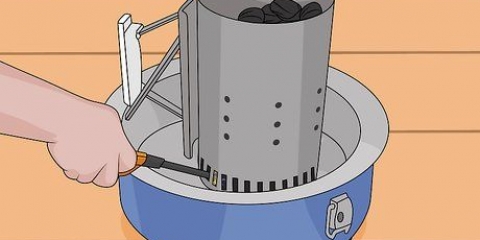 Usando um defumador de carvão