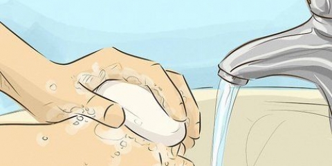 Dando uma injeção intramuscular