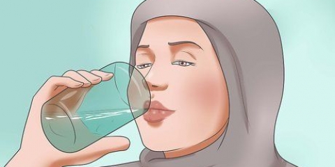 Dando uma injeção intravenosa