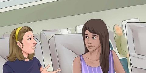 Sobrevivendo a um longo voo quando você está menstruada