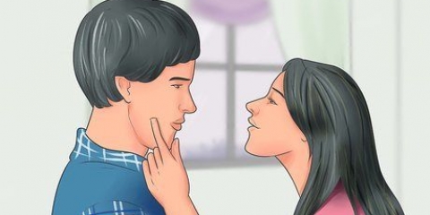 Deixando um homem saber que você gosta dele