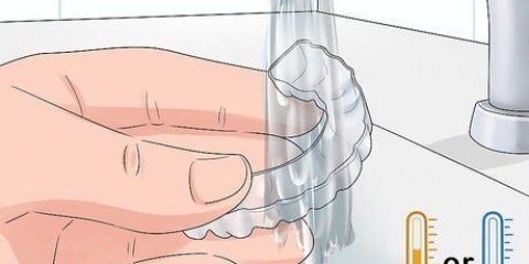 Como limpar uma cinta de retenção de plástico