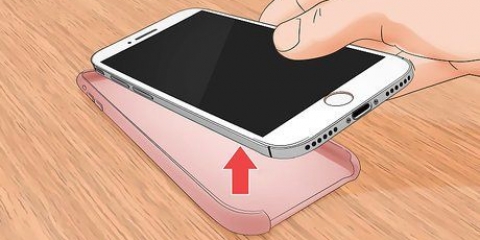 Como limpar uma capa de telefone de silicone