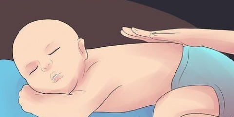 Arrotar um bebê dormindo