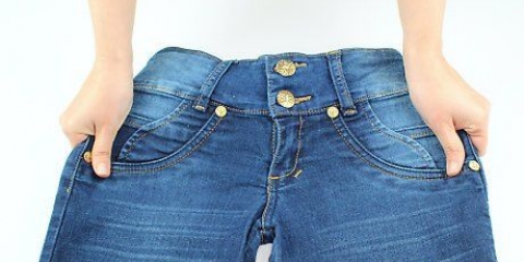 Esticando um par de jeans