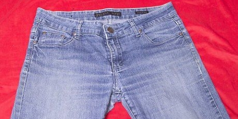 Fazendo uma saia jeans com jeans velhos