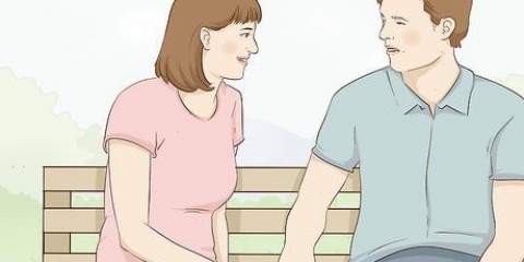 Esteja lá para o seu namorado quando ele estiver passando por um momento difícil