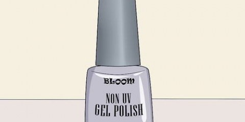Curando unhas de gel sem lâmpada uv