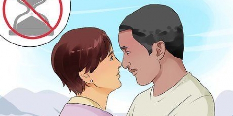 Beijo apaixonado sem usar a língua