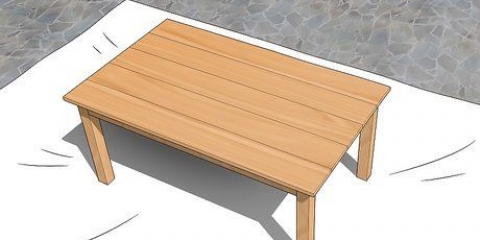 Acabamento de madeira de pinho para uso externo