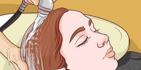 Cortar o cabelo de uma menina
