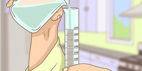 Determinando o volume de um objeto irregular usando um cilindro graduado