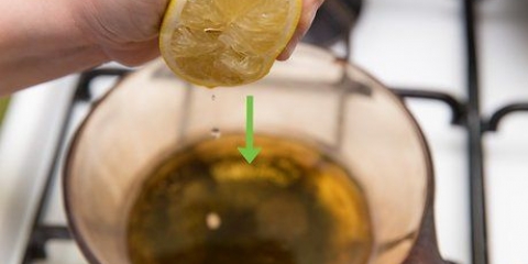 Fazendo xarope para tosse com suco de limão