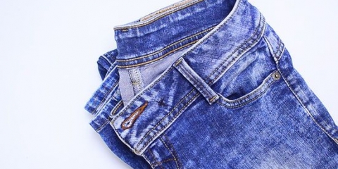 Como tirar manchas de tinta do jeans