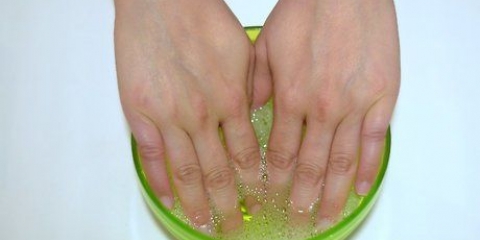 Clareie suas unhas