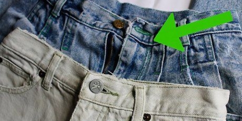 Dê ao seu jeans um visual desgastado