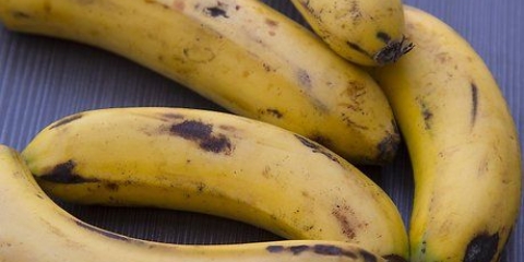 Clarear os dentes com casca de banana