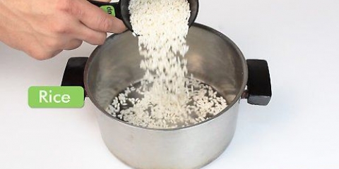 Fazendo arroz pegajoso