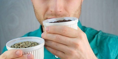 Torrando grãos de café