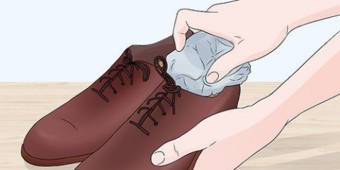 Tornando os sapatos de couro mais espaçosos