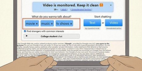Conheça garotas no omegle e converse com elas
