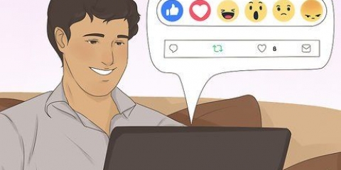 Falar com alguém por quem você está apaixonado quando não fala há muito tempo (para homens)