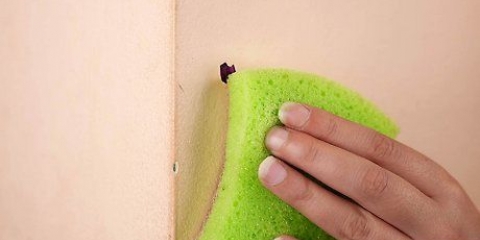 Remova o esmalte de quase qualquer superfície