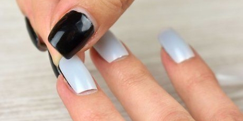 Pintar unhas postiças