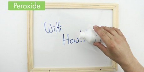 Remover resíduos de tinta antigos de um quadro branco