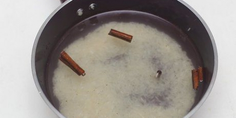Fazendo água de arroz
