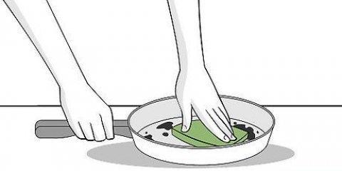 Limpeza de panelas de aço inoxidável