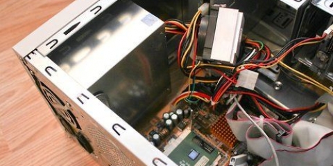 Corrigir pinos tortos em uma cpu