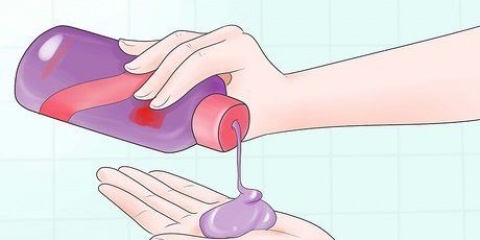 Impedir que o cabelo loiro natural escureça