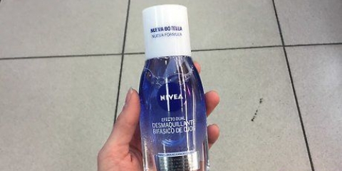 Remova o rímel à prova d'água