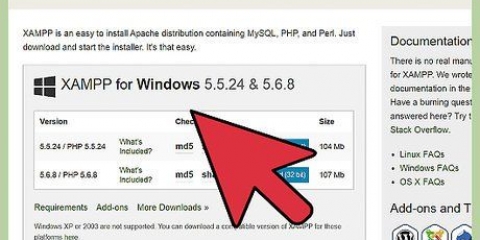Instale o xampp no linux