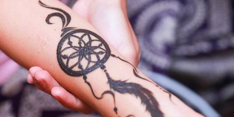 Cuidando de uma tatuagem de henna