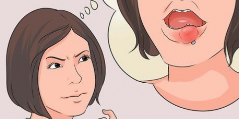 Obtendo um piercing no lábio