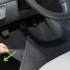 Limpando os tapetes do seu carro